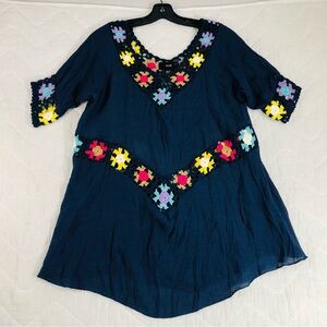 Rain Blouse Women’s Medium Navy Blue‎ Crochet Flowers Top NWT
